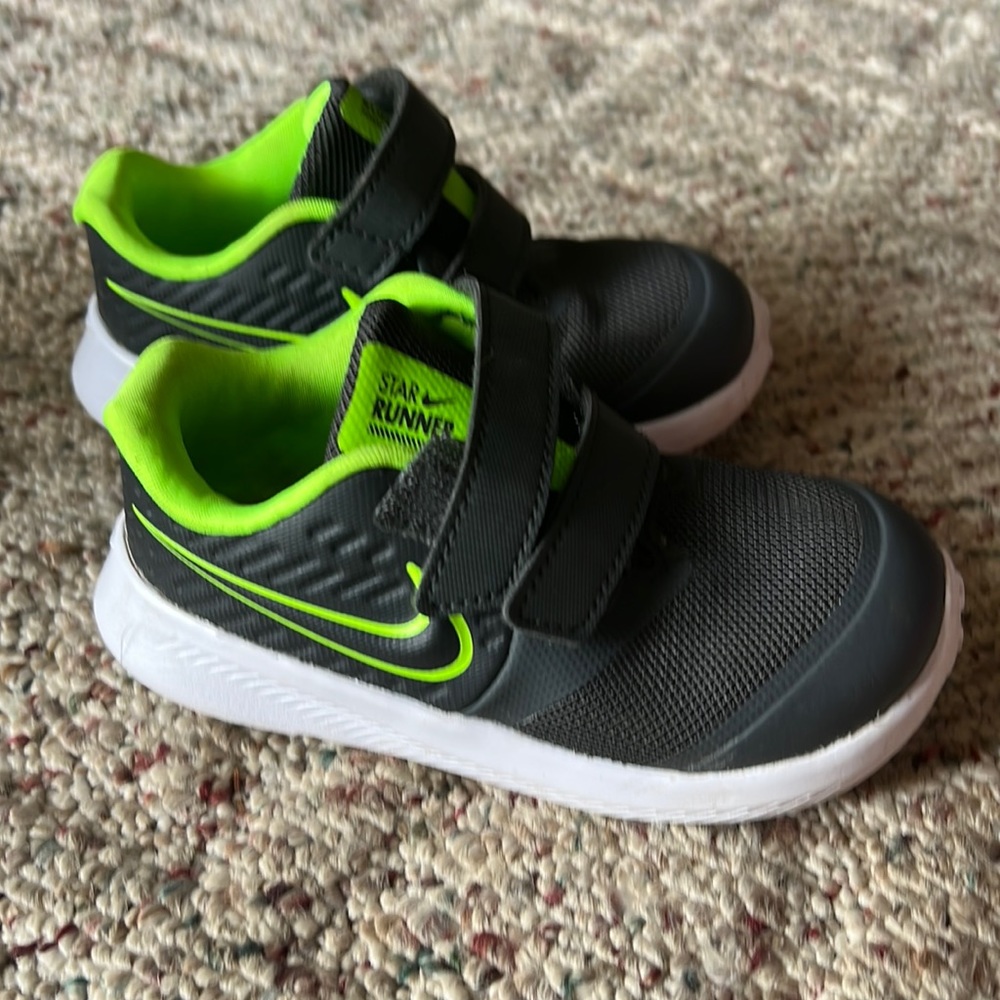 NIKE 8C